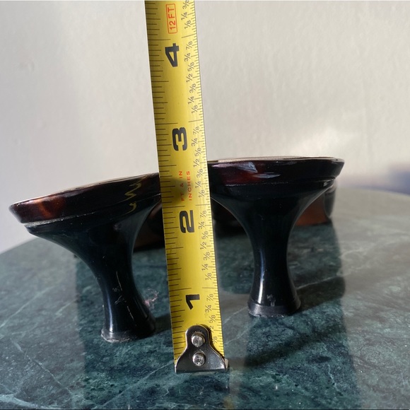 **SOLD** Stuart Weitzman Tortoiseshell Heels - Picture 3 of 3